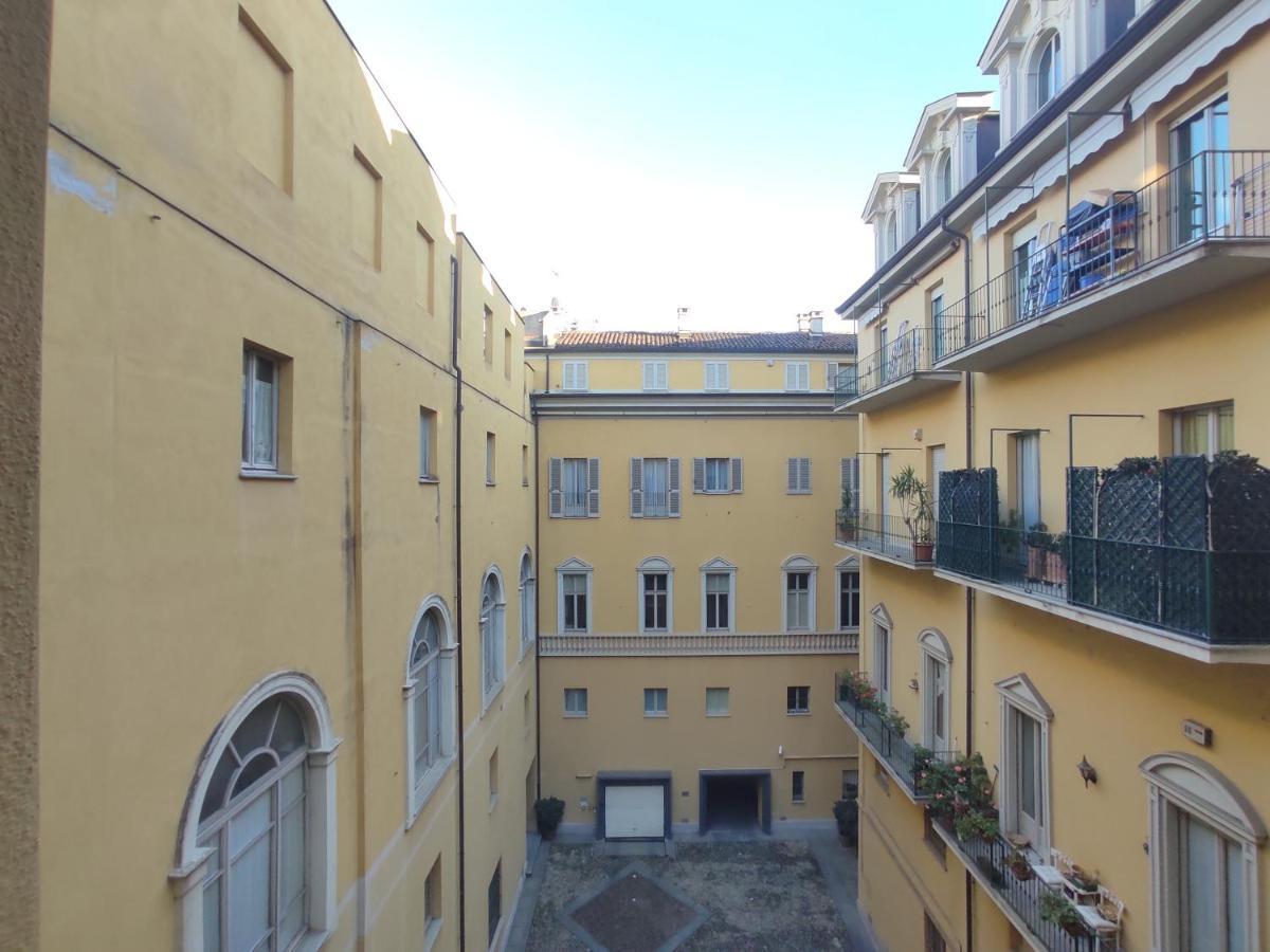 Castello Suite Турин Экстерьер фото