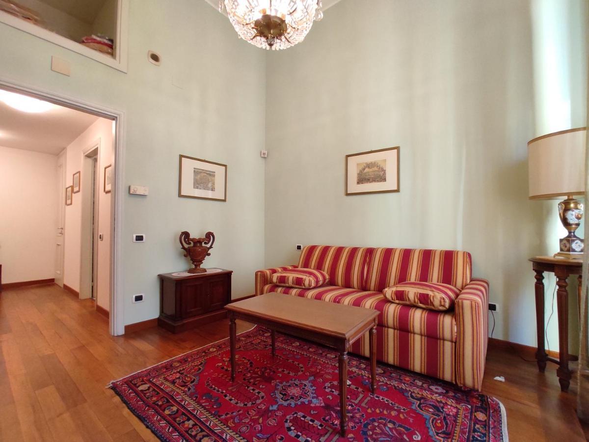 Castello Suite Турин Экстерьер фото