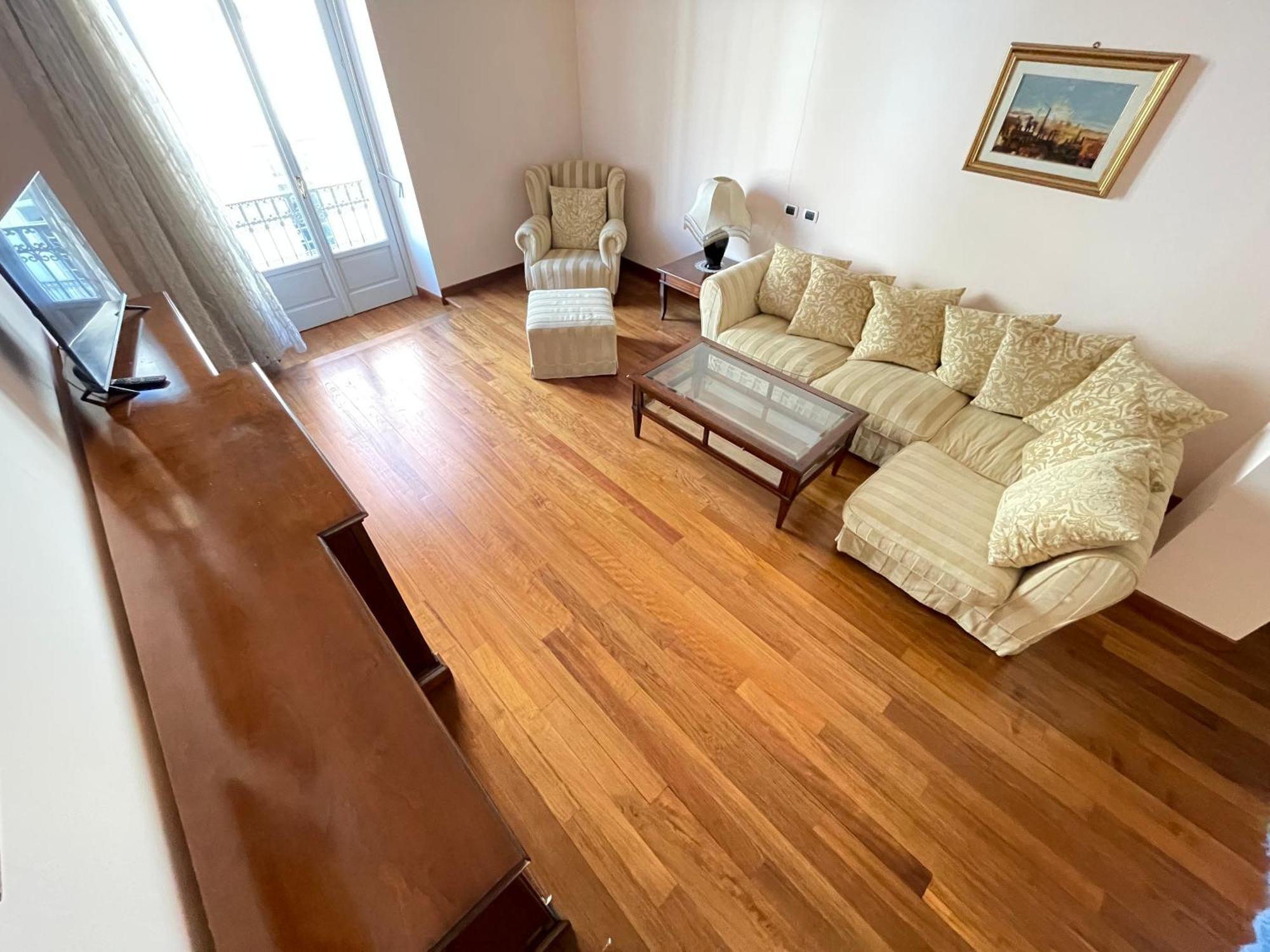 Castello Suite Турин Экстерьер фото