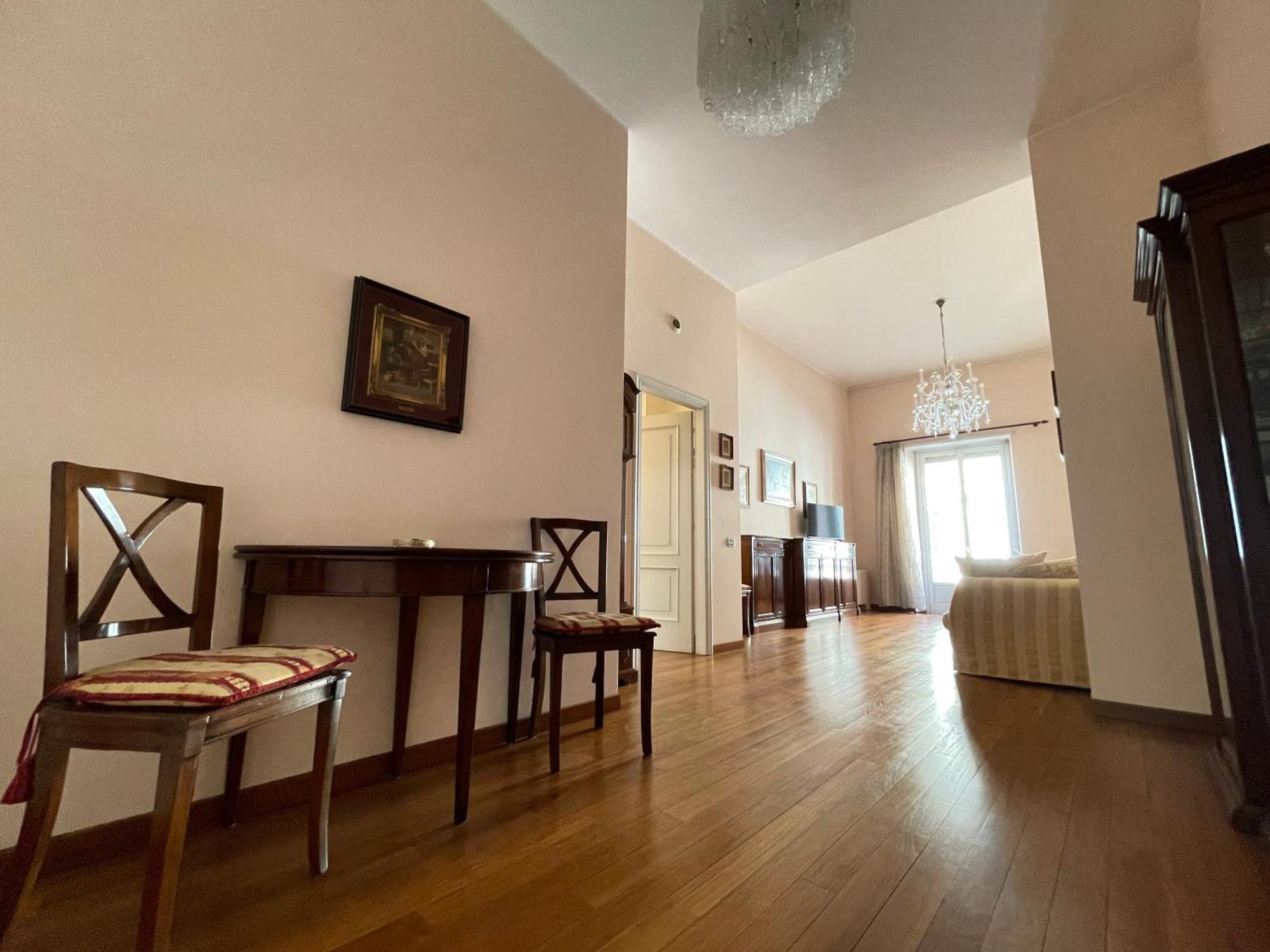 Castello Suite Турин Экстерьер фото